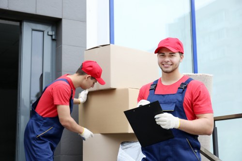Local moving support for homes and flats in Kenton