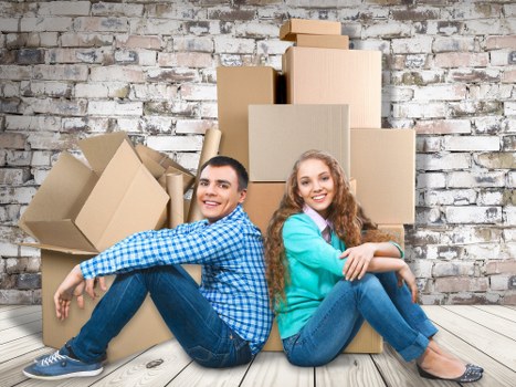 Removal van and moving boxes for a Kenton home move