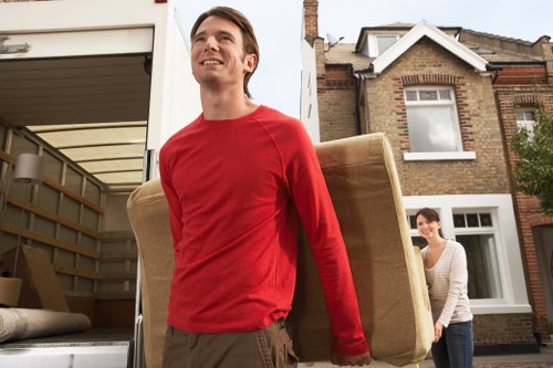 Commercial moving van support for offices and businesses in Kenton