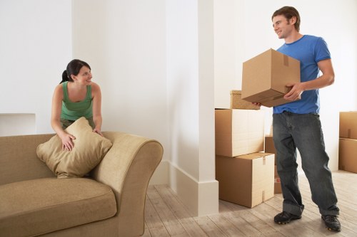 Removal van for residential and business transport in Kenton